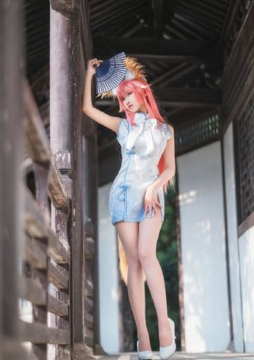 和僧侣交合的