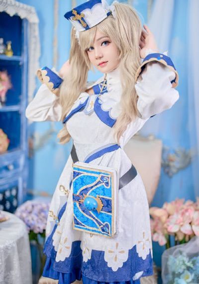 驱魔少女夏洛特
