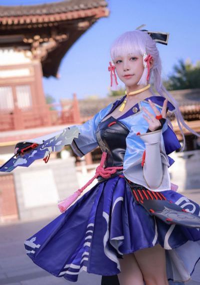 天降二楼女子从二楼掉下来
