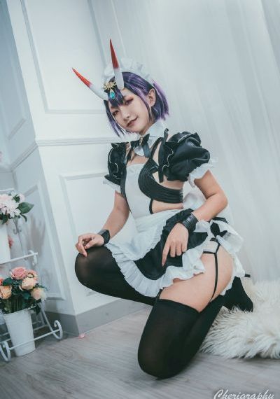 迪拜女孩在线
