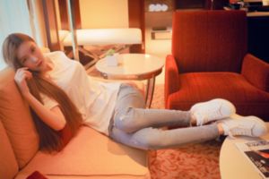 25岁的女高中生