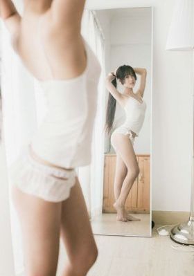 小海媚