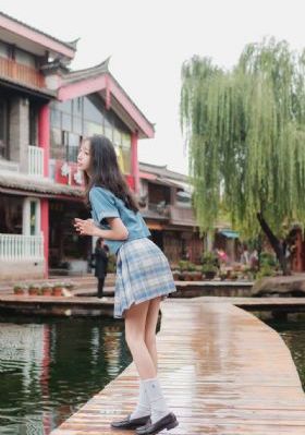 大人操小孩